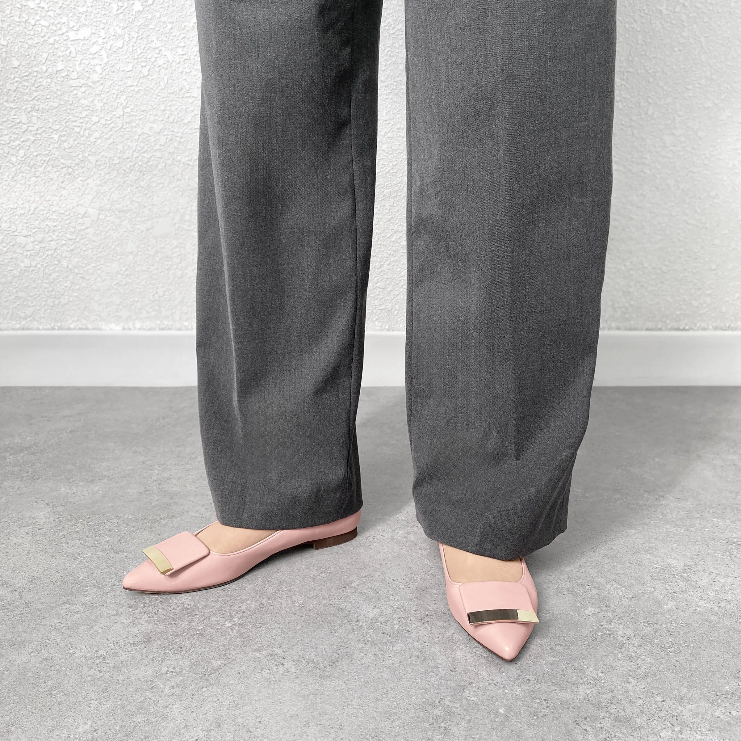10% OFF: 2024SS: Accent Buckle Flat Shoes (m17006) Pink