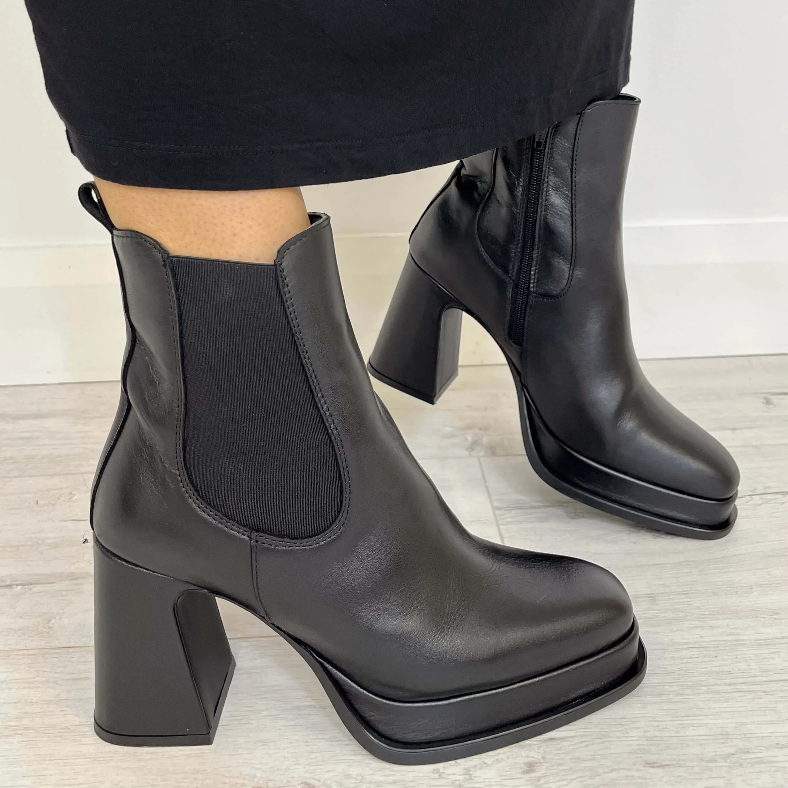 Alpe Black Leather Platform Boots