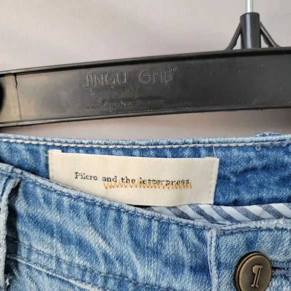 Anthropologie Pilcro Bleached Hem High Rise Cropped Wide Leg Denim Jeans 29