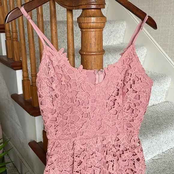 ASTR The Label Lace A Line Midi Dress