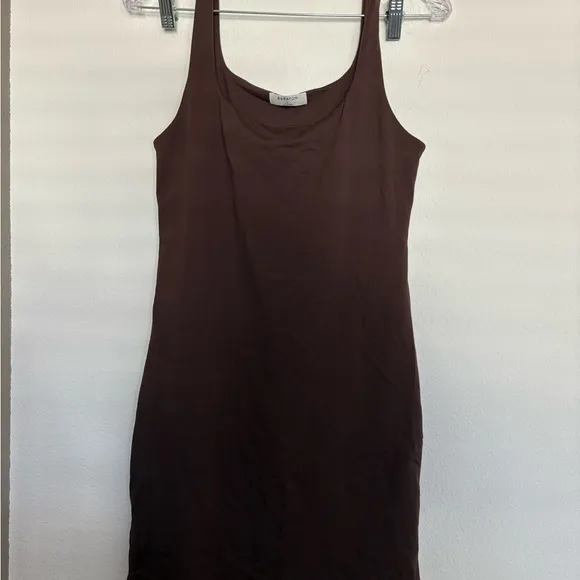 Babaton Multicolored Sheath Mini Dress Scoop Neck Sleeveless  L nylon stretchy