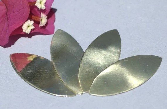 Chubby Oval Eye Metal Blank for Layered Pendants or Earrings - DIY Jewelry Supplies by SupplyDiva