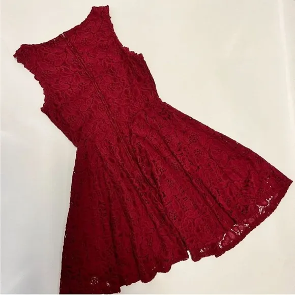 City Studio - Elegant Lace Above The Knee Dress in Red