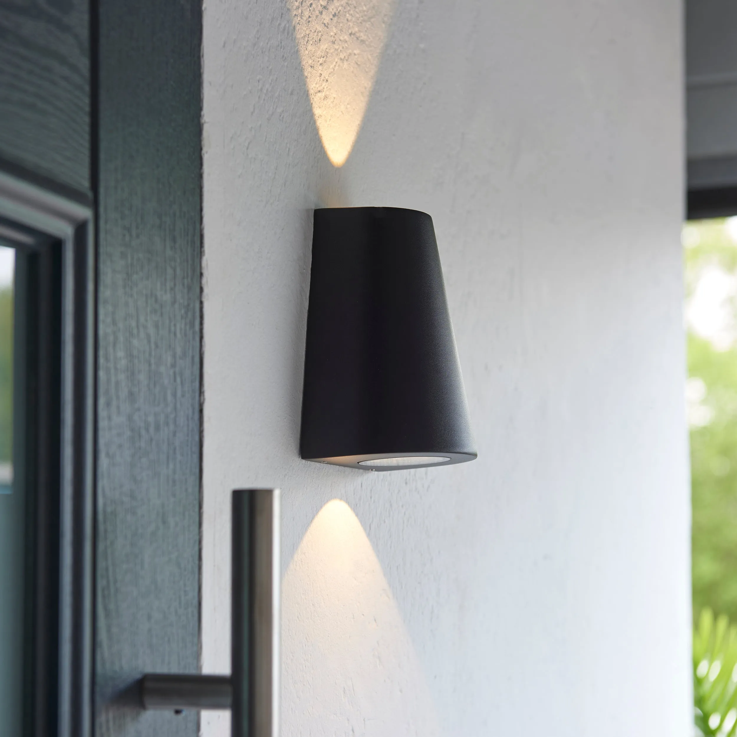 Endon 96905 Helm 2lt Wall Textured black & clear glass 2 x 1.45W LED (SMD 3528) Warm White