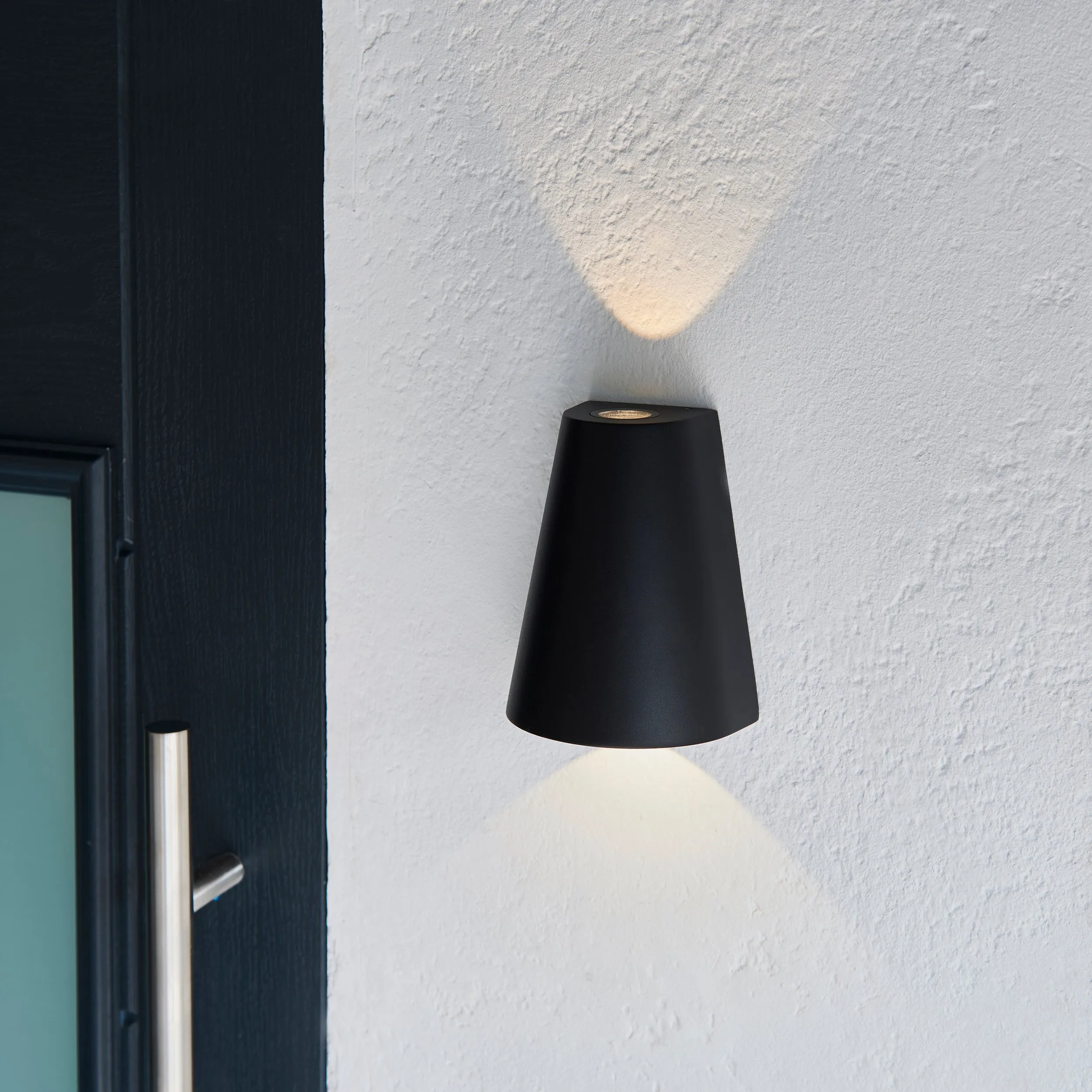 Endon 96905 Helm 2lt Wall Textured black & clear glass 2 x 1.45W LED (SMD 3528) Warm White