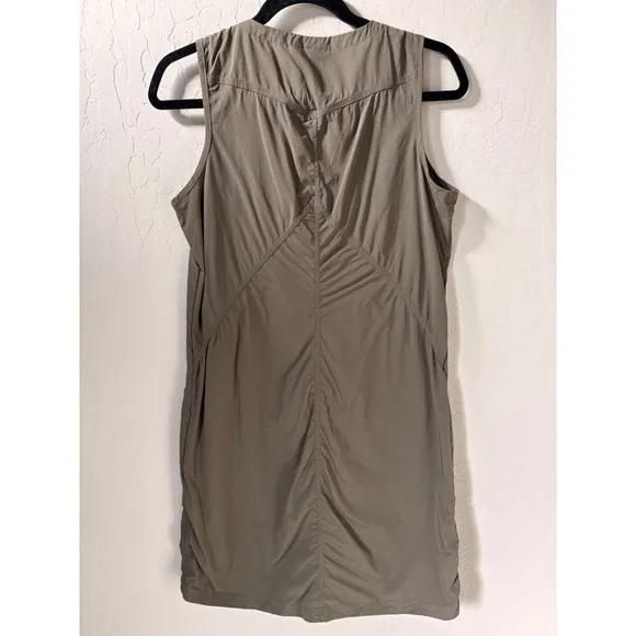 Indygena Liike III Dress Sleeveless Casual V-Neck Pockets Nylon Blend Green M