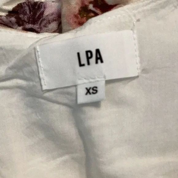 LPA Dress 251 in Bouquet Size XS White Floral Puff Sleeve