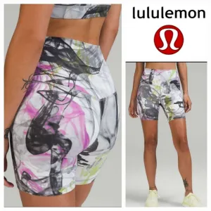 Lululemon 6&quot; Align High-Rise Biker Short in Unicorn Throwback White Multi Sz 2