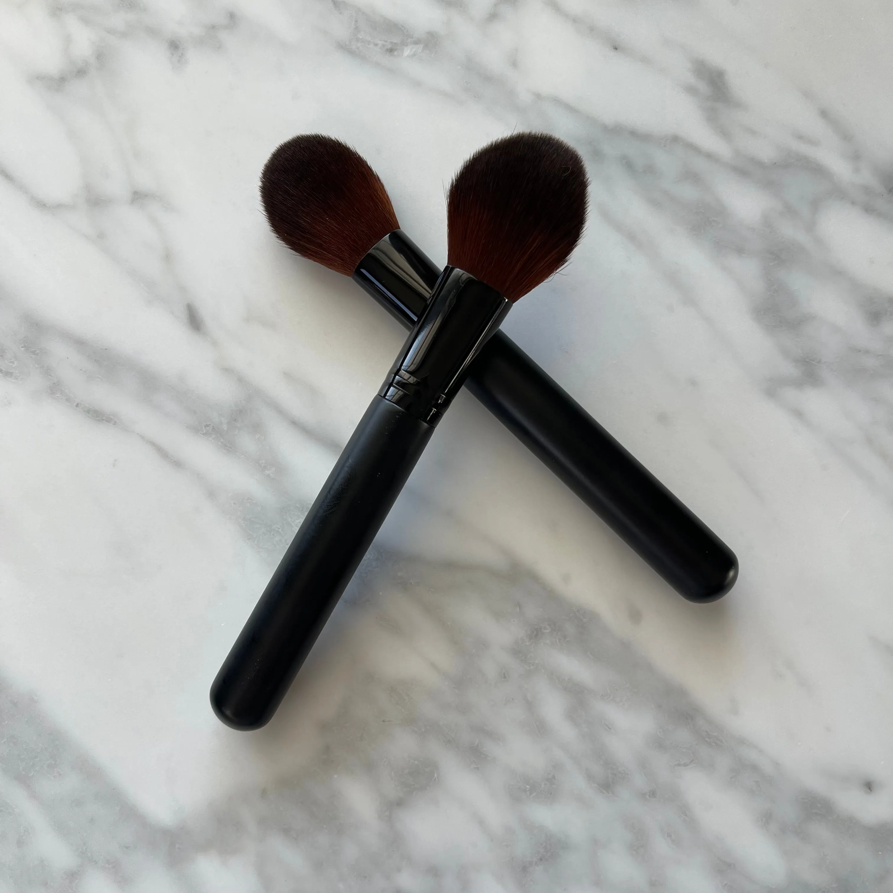 Lux Large Pointed Face Brush