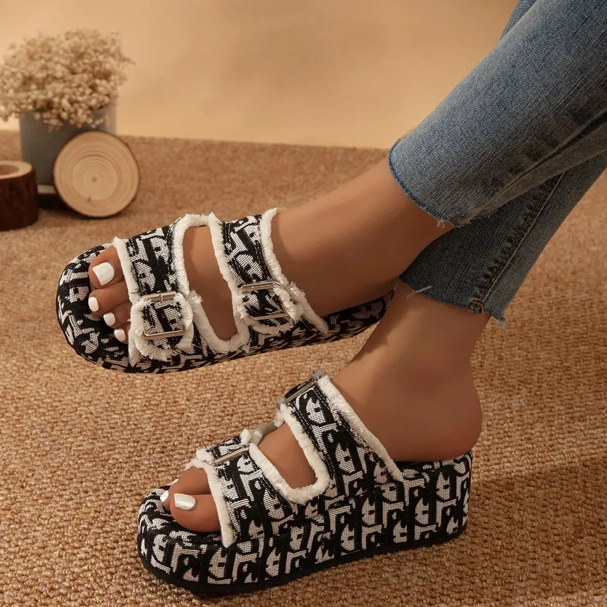 Luxury Women's Platform Slippers – Stylish Designer Slides & Mules™
