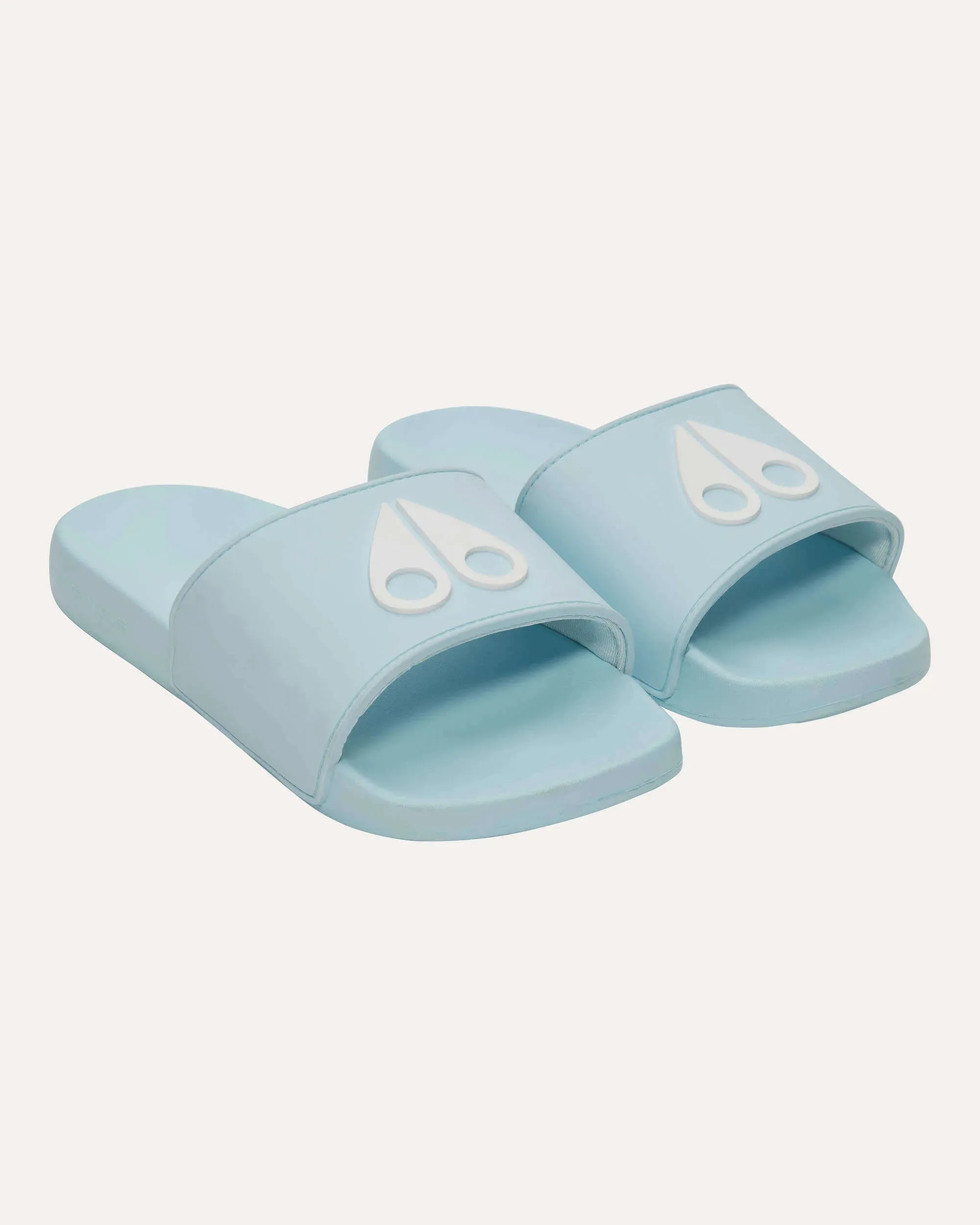 MOOSE KNUCKLES - LOGO ICON SLIDES