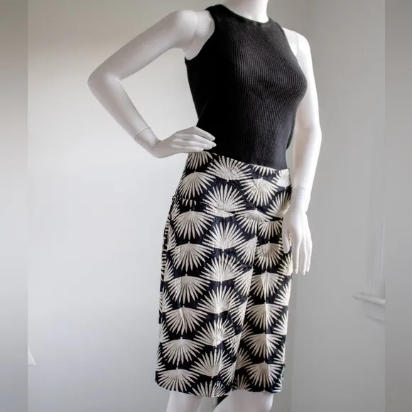 NWT! Masai Pinja Black &amp; White Agave Print Women’s Trouser Shorts Size Large