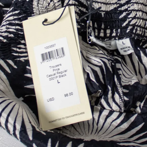 NWT! Masai Pinja Black &amp; White Agave Print Women’s Trouser Shorts Size Large