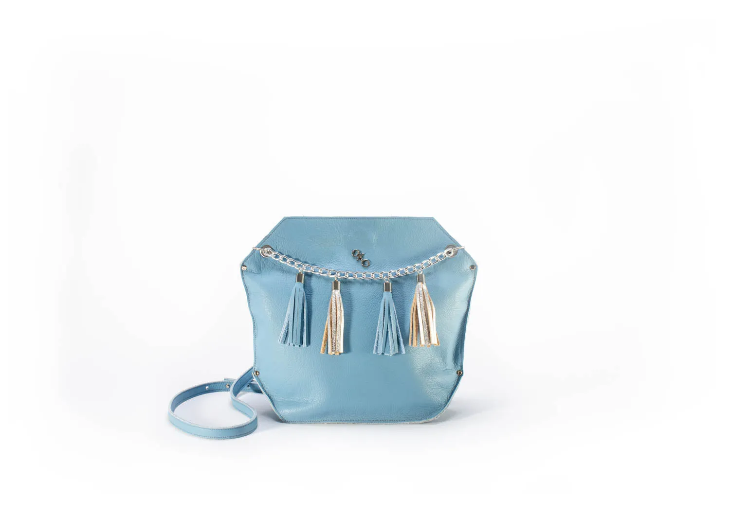 "Urban Chic" shoulder bag with chains