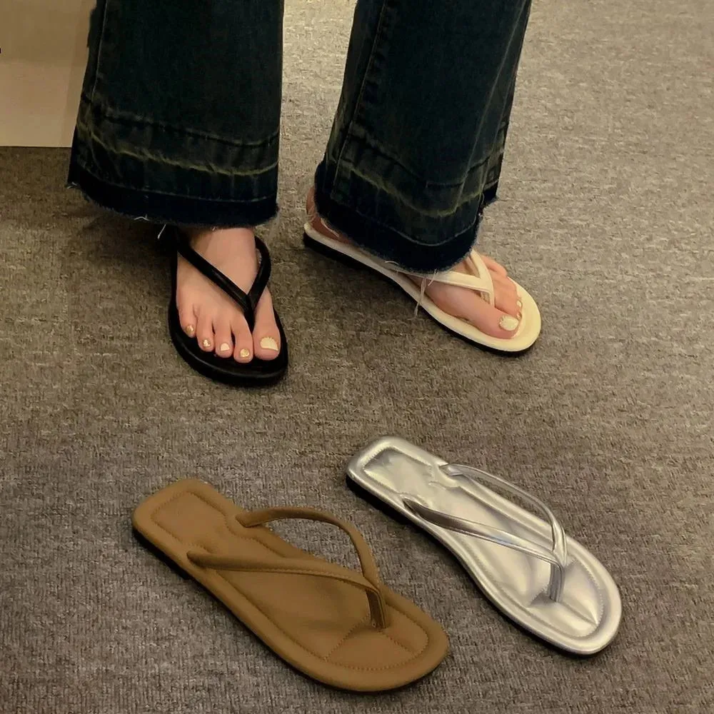 Sandals Women Summer  2024 New  Version Clip Toe Flip Flops Outdoor Fashion Flat Casual Non-slip Sandals Female Beach Mules
