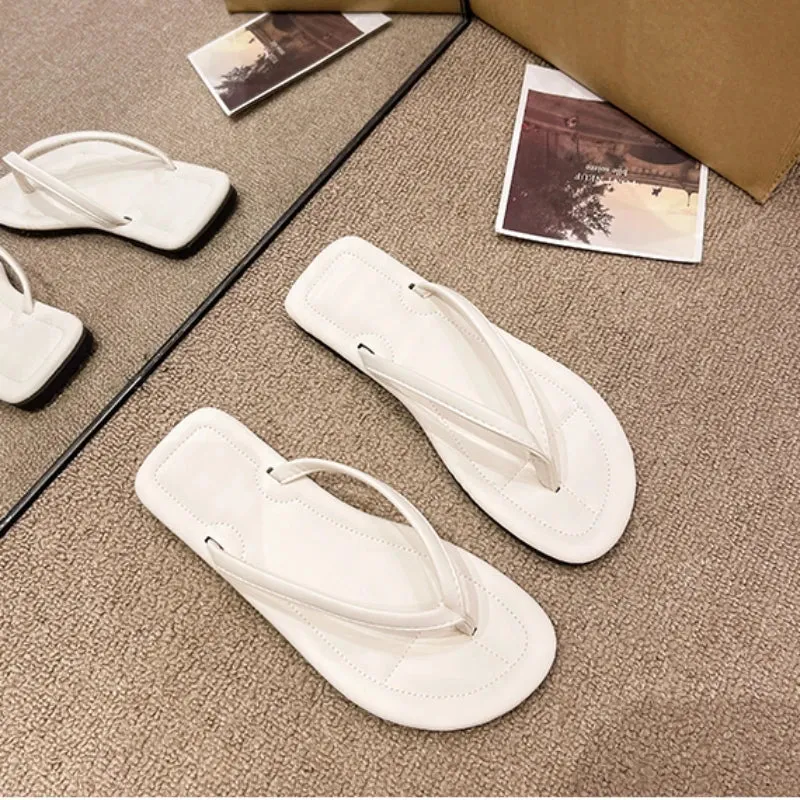 Sandals Women Summer  2024 New  Version Clip Toe Flip Flops Outdoor Fashion Flat Casual Non-slip Sandals Female Beach Mules
