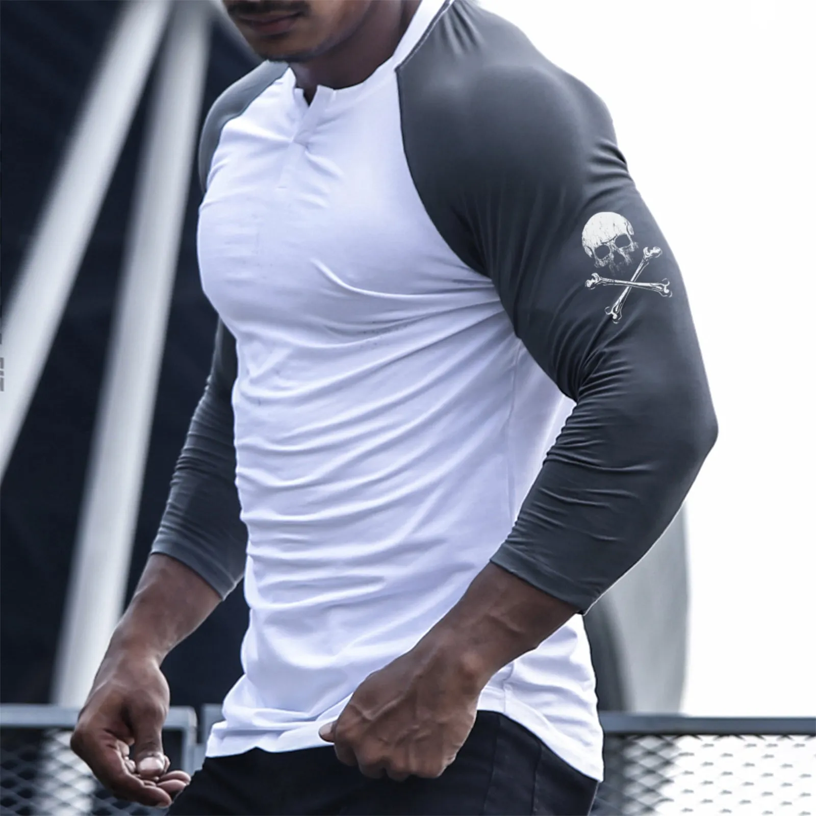 SKULL RAGLAN  GRAPHIC 3/4 SLEEVE T-SHIRT