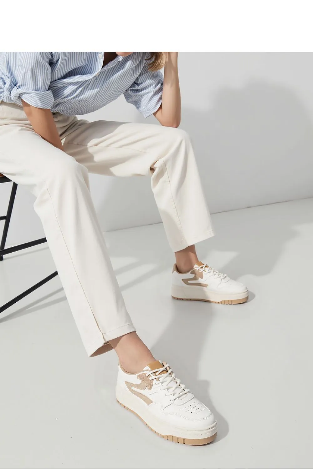Sport Shoes Inello