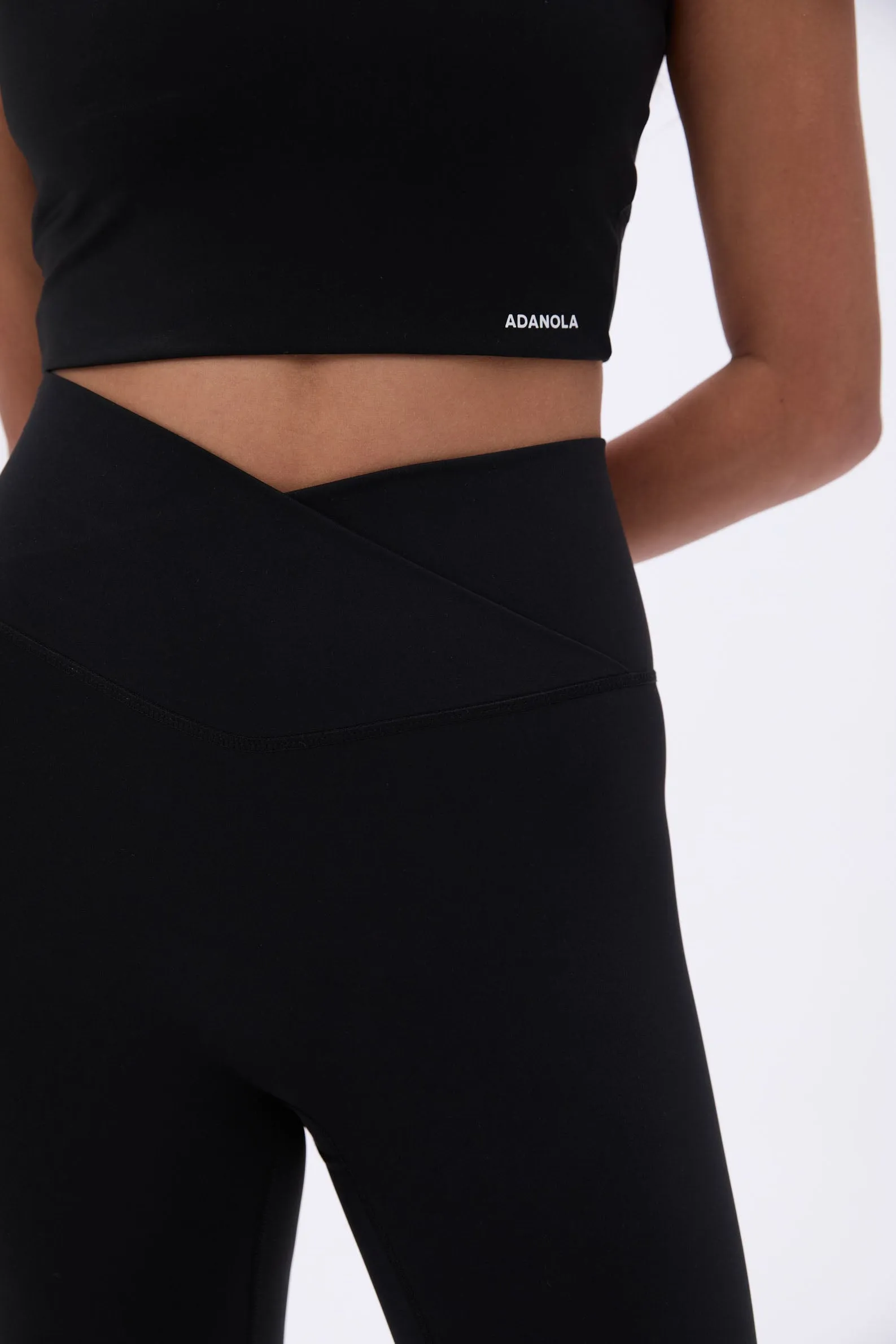 Ultimate Open Back Bra - Black