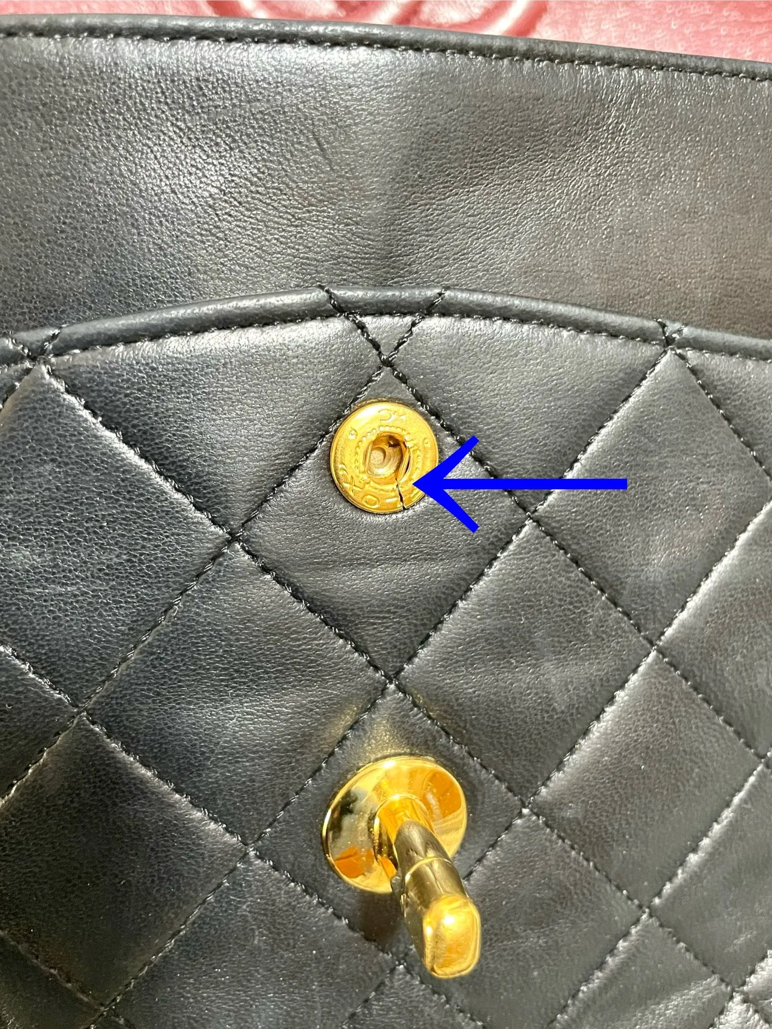 Vintage CHANEL black lambskin classic 2.55 double flap shoulder purse with golden chain straps. Make you even more chic. 061203ac1